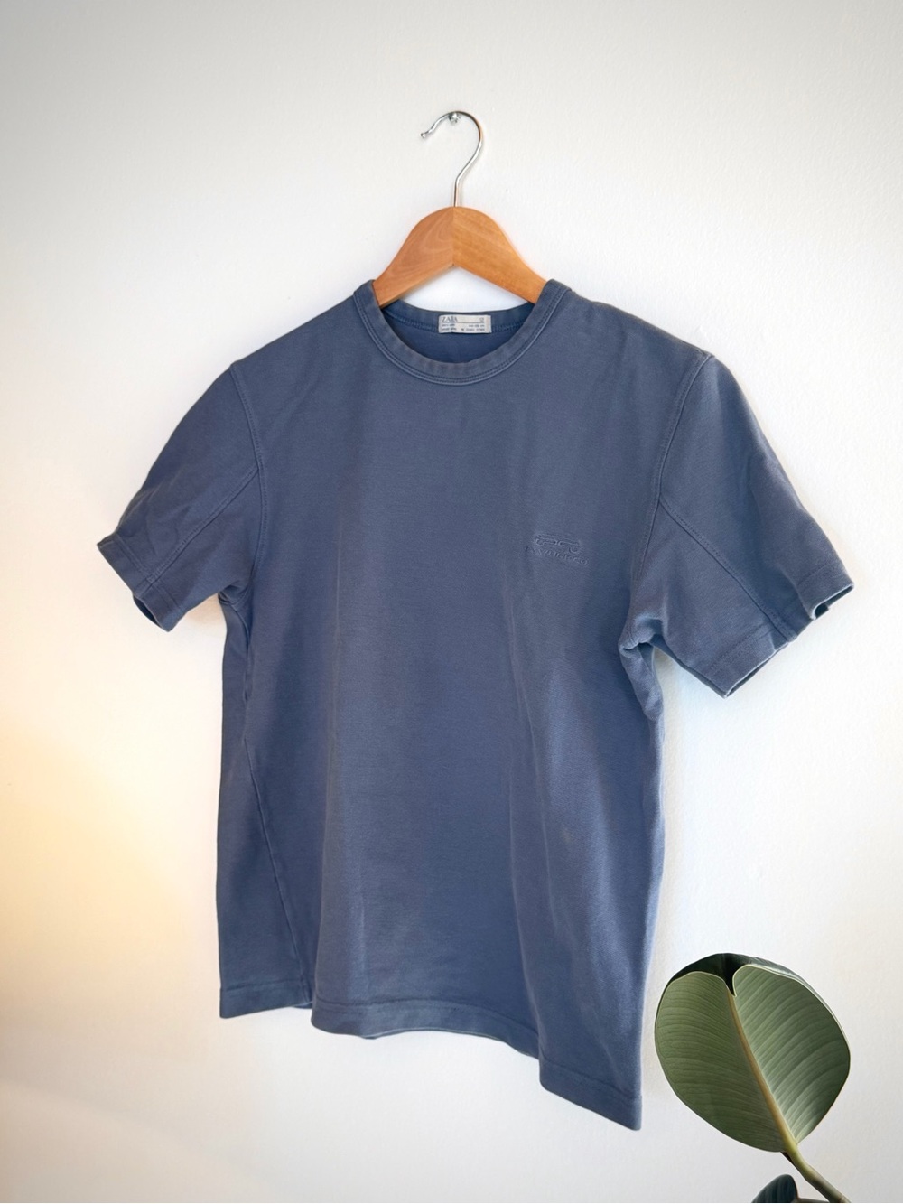 Zara Men's Crewneck T-Shirt in Slate Blue